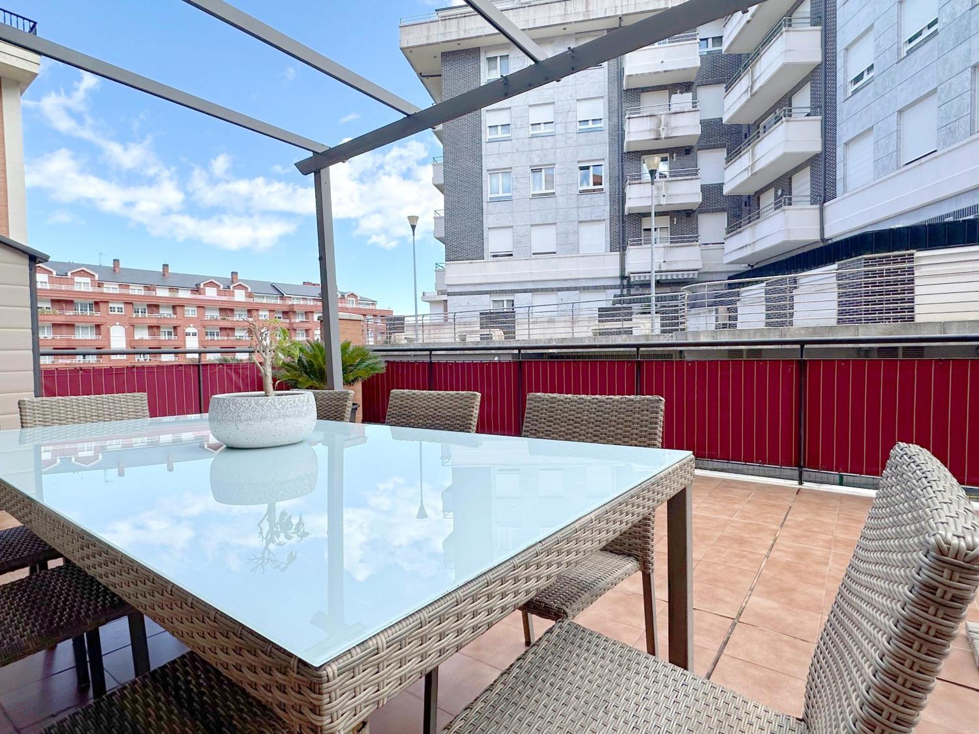 Apartamento Con Gran Terraza En El Centro Daire Castro Urdiales Dış mekan fotoğraf
