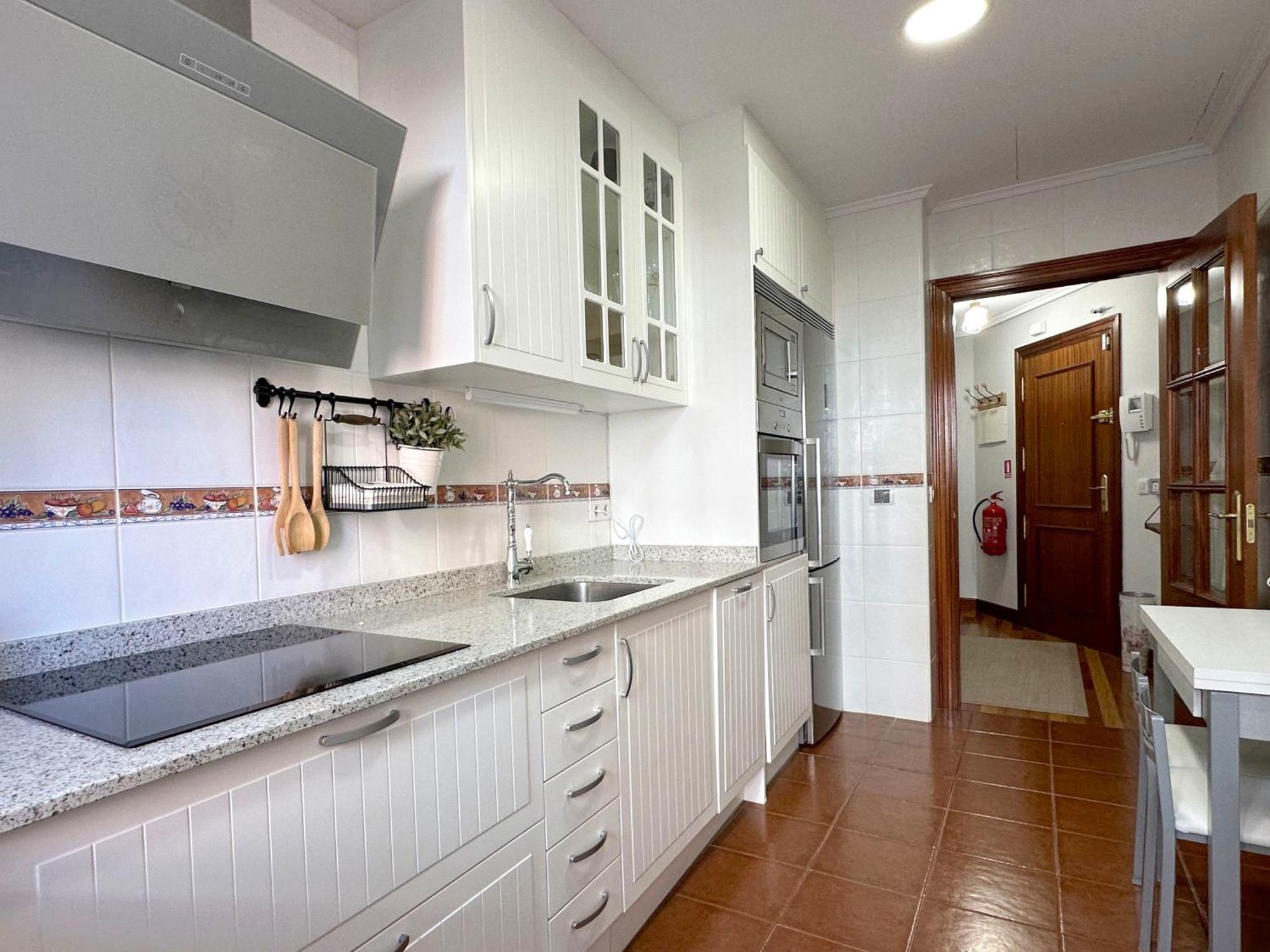 Apartamento Con Gran Terraza En El Centro Daire Castro Urdiales Dış mekan fotoğraf