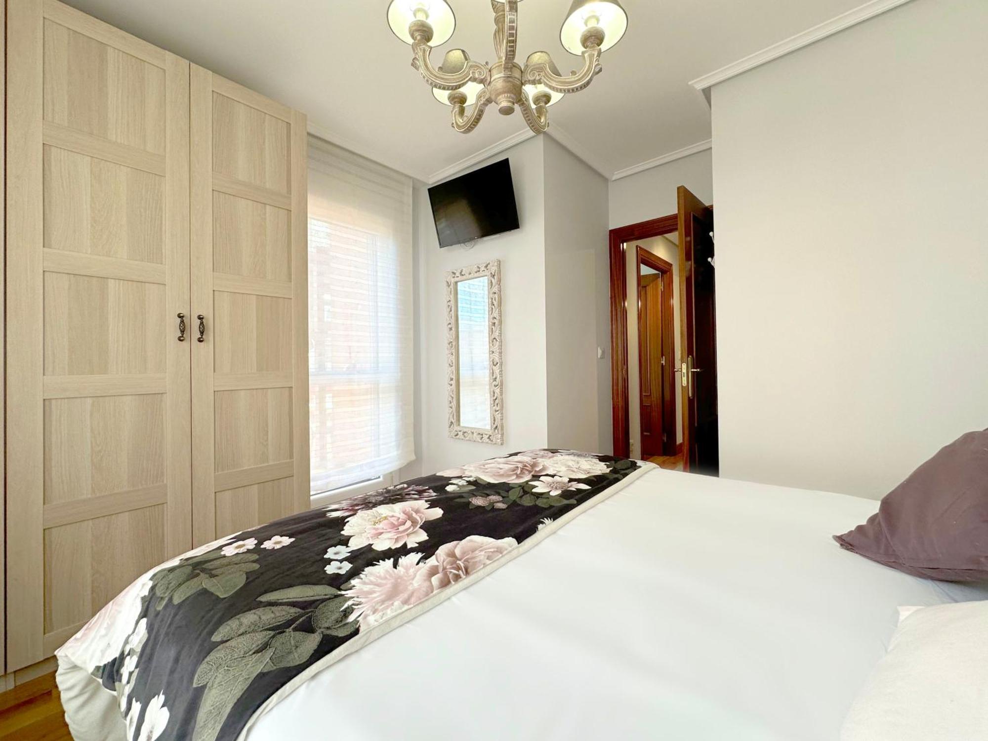 Apartamento Con Gran Terraza En El Centro Daire Castro Urdiales Dış mekan fotoğraf